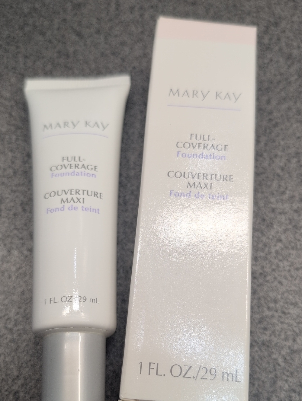 Mary Kay Full-Coverage Foundation - Ivory 202 Discontinued